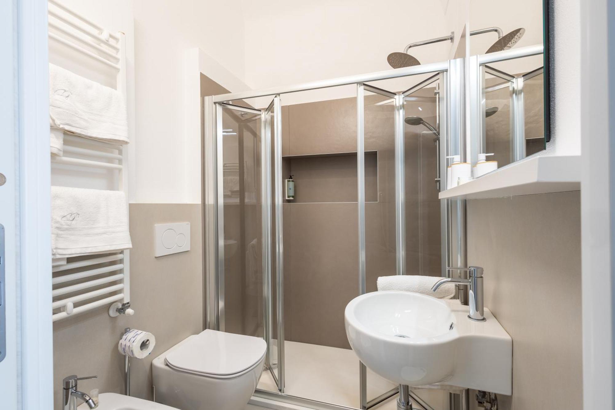 Corso Garibaldi 21 Apartment & Rooms Vasto Luaran gambar