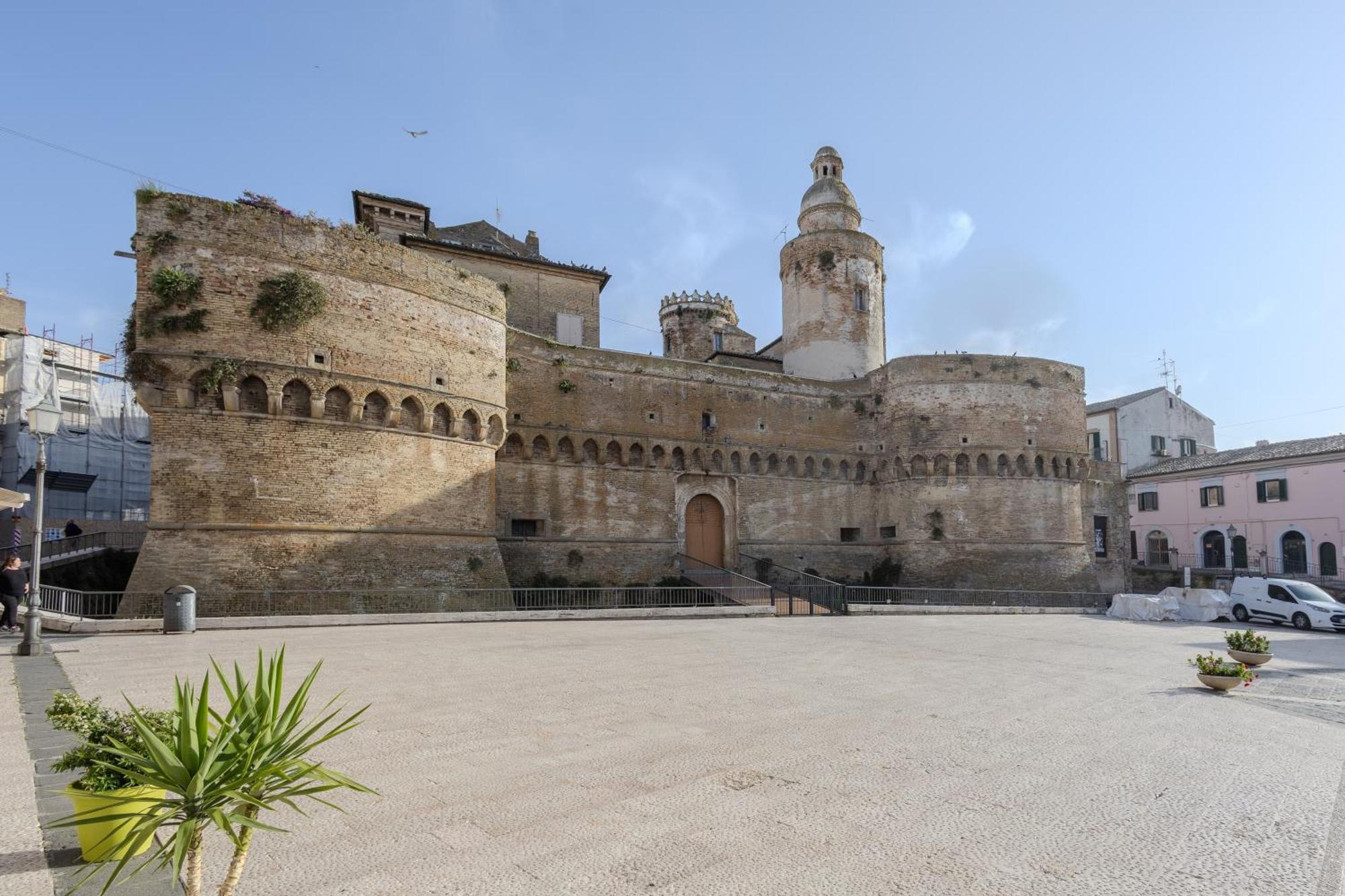 Corso Garibaldi 21 Apartment & Rooms Vasto Luaran gambar