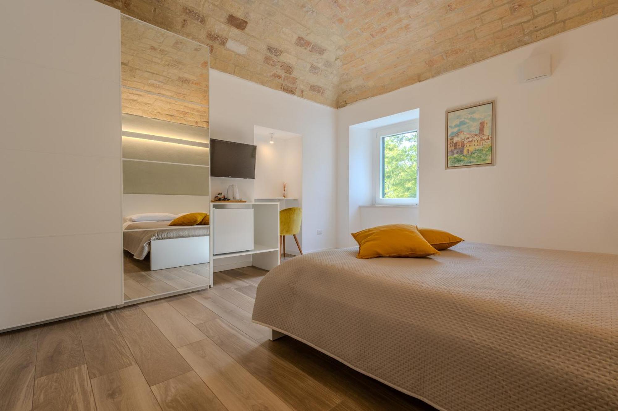Corso Garibaldi 21 Apartment & Rooms Vasto Luaran gambar